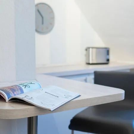 Tanneneck Storchennest Lubeka